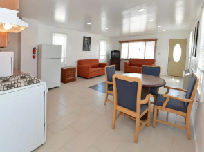 Shore Beach Houses - 111 Lincoln Ave