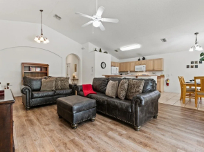 4676 Cumbrian Lakes dr