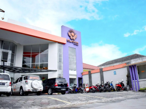 Hotel Surya