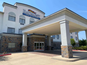 Baymont by Wyndham College Station