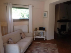 Stunning 1-bed House in Castel Cellesi, Italy