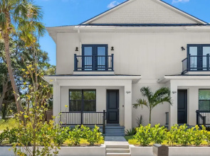 NEW Casa Cereza - Stunning New Build In Old Tampa