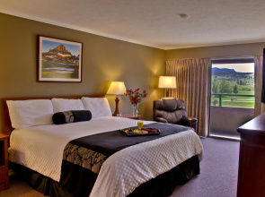 Fairmont Hot Springs Resort