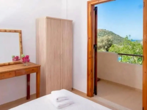 Luxurious Villa Kardi a Small Paradise