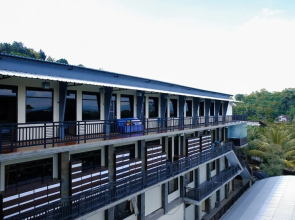 Green Hill Hotel And Convention Center