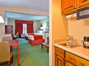 Auburn Place Hotel & Suites - Paducah