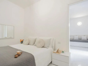 Luce Apartment by Rent all Como