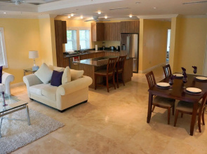 The Hamilton Beach Villas & Spa