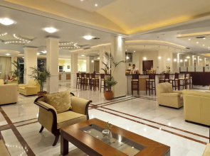 Selini Suites & Waterpark
