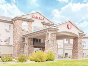 Ramada Pincher Creek