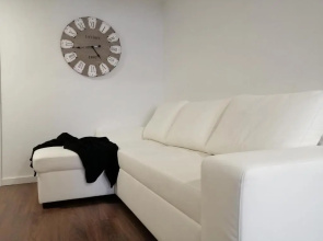 BIOMA Modern & Minimalist Apartment
