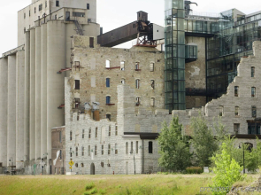 Courtyard by Marriott Bloomington by Mall of America