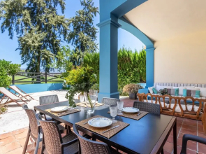Exclusive House 250m2 With Swimming Pools. Near Puerto Banus. Isla de Guadalmina