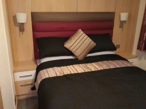 Lovely 3-bed Lodge in Towyn Near Rhyl