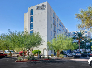 Aloft Phoenix Airport