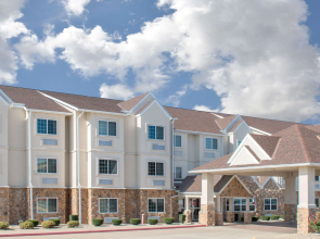 Microtel Inn & Suites by Wyndham Quincy Downtown/River Area