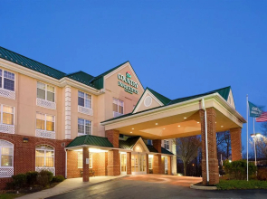 Country Inn & Suites by Radisson, Newark, DE