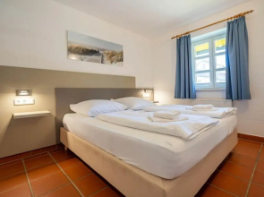Comfy Apartment With Terrace