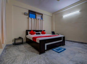 OYO Flagship 29522 Rajbanshi Nagar