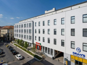 Dean’s Home Budapest