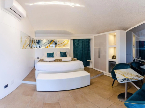 Calanica Residence Hotel