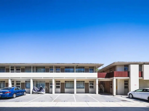 Hi 5 Luxury Holiday Apartments