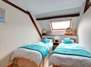 Holiday Home Adjacent to Owner's Farmhouse, Near the Town of Builth Wells