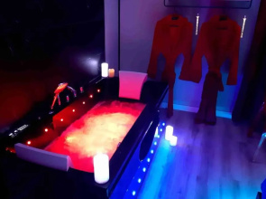 Grand Studio BISCARROSSE PLAGE Une nuit A 2 avec Sauna Luxe, Balnéo, Océan rien que pour vous