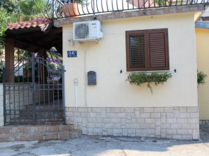 Apartments Ana