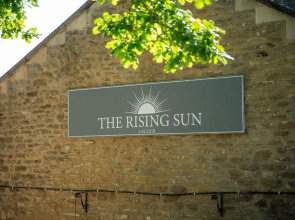 Rising Sun Pub, Restaurant and Room