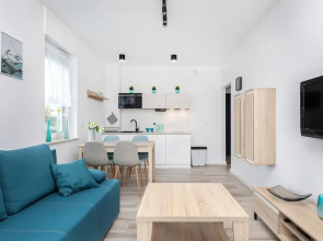 Sunny Rewal Apartments by Renters