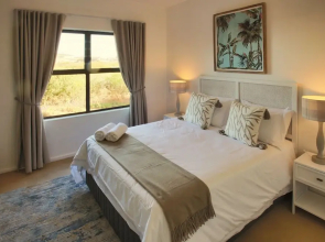 Francolin's Nest, Langebaan, 4-sleeper