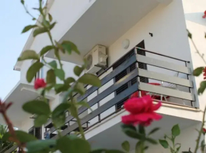 Apartments Civadelić
