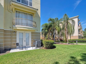 Elegant and Spacious 3BD Town Home With CDC Standards - CLOSE to Convention Center #3VC007