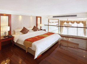 South & North International Apartment