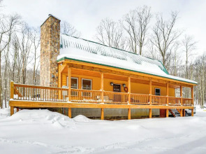 Hike, Ski & Raft: Terra Alta Cabin w/ Large Deck