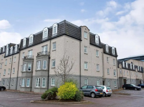 Fonthill Apartment