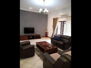 3 Bedrooms Exclusive House in Northmead