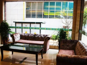 Changde Huating Chain Hotel
