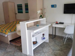 Apartments Lana