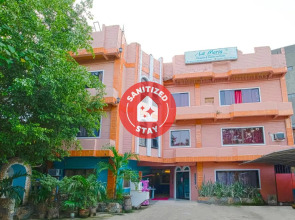 OYO 749 La Maria Pension And Tourist Inn Hotel Vaccinated Staff