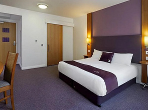 Premier Inn Nottingham West