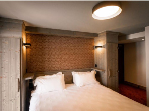 Hotel L'aigle Du Montana By Les Etincell