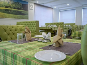 Golden Tulip Kashmir