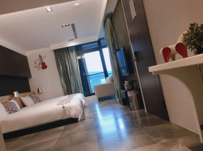 岑居cenju B&B