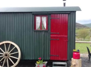 Ruby Shepherds hut Sleeps 4