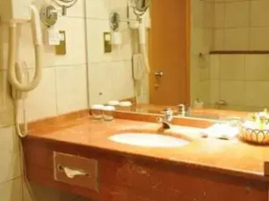 Cassells Hotel Apartments Deluxe