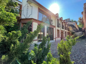 Двокімнатні апартаменти на Лукіяновича, 3