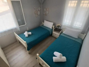 Loulia Home
