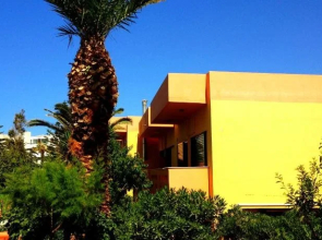 Chrissas Apartments